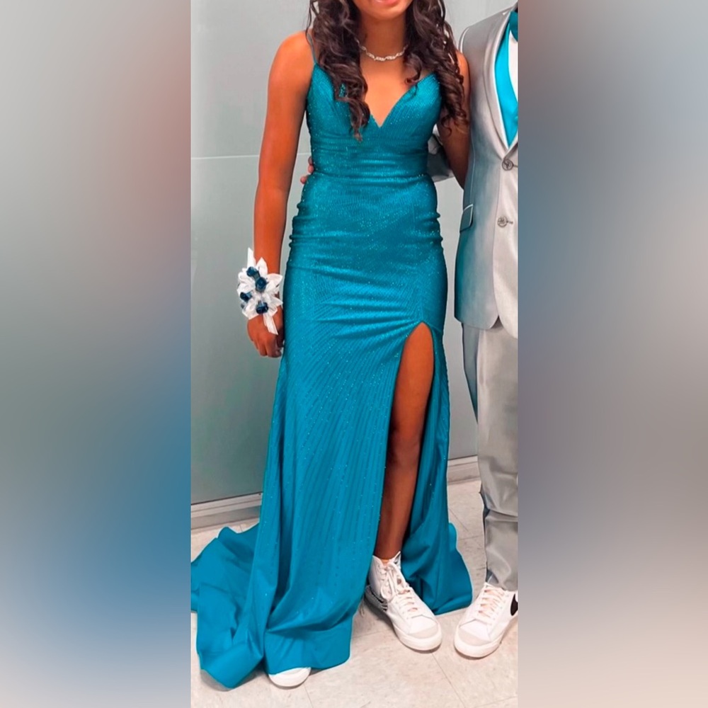 SHERRI HILL BLUE PROM DRESS!!